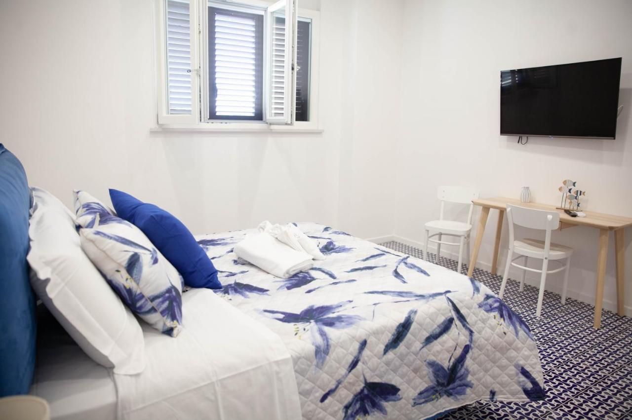 White Blu House - Massa Lubrense Sorrento Apartman Kültér fotó